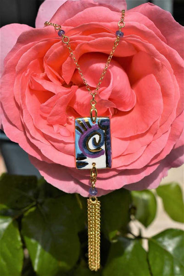 Collana di tanzanite e ceramica dipinta a mano oro puro terzo fuoco