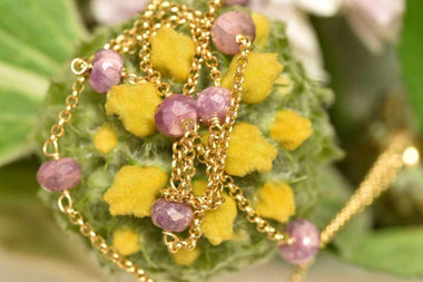 Collana con rubini e ceramica dipinta a mano oro 24k