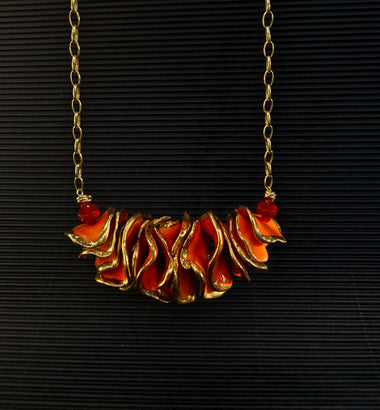 Collana con ruches in ceramica dipinta a mano con oro 24k