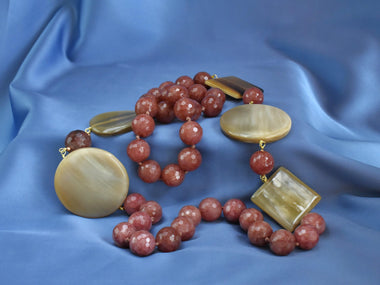Collana lunga con agata e corno