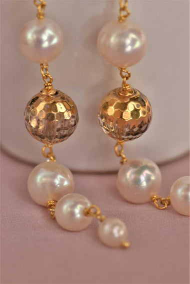 Orecchini con perle e quarzo dipinto oro 24k