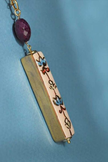 Collana choker in argento con ceramica dipinta a mano oro 24k rubino e perle