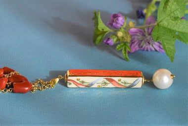 Collana con ceramica dipinta oro 24k e corallo