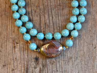 Girocollo con ceramica dipinta oro 24k, quarzo citrino, topazio e Howlite turchese