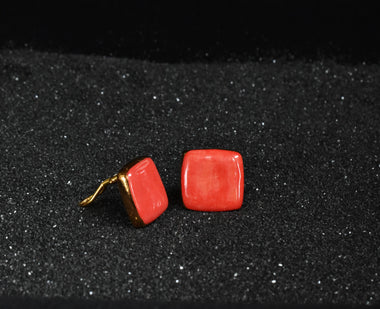 Orecchini bottone a clip con ceramica dipinta oro 24k