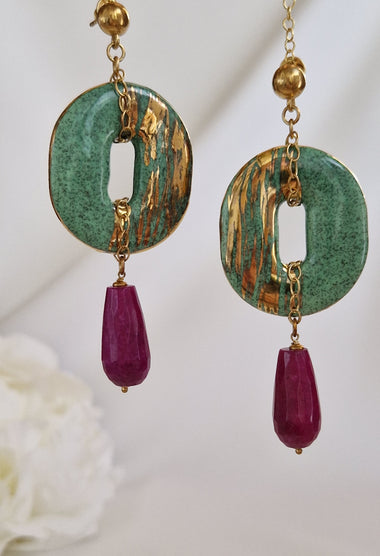 Orecchini pendenti con ceramica dipinta oro 24k e giada