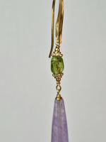 Orecchini pendneti a goccia di ametista e peridoto