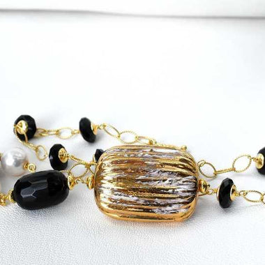 Collana con onice, perle e ceramica dipinta oro 24k