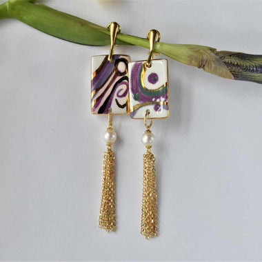 Orecchini pendenti a clip in argento e ceramica dipinta oro 24k e perle