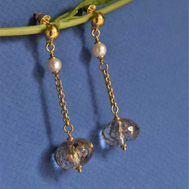 Orecchini con cristallo di rocca dipinto oro 24k e perle
