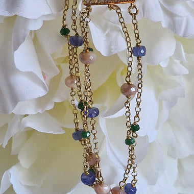 Bracciale multifilo con smeraldo, tanzanite e pietra di luna