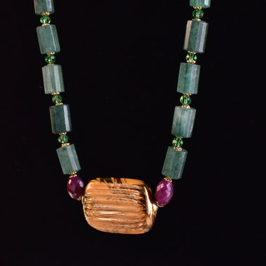 Collana con ceramica dipinta oro 24k, rubino e giada