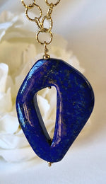 Collana con lapislazzuli e corallo