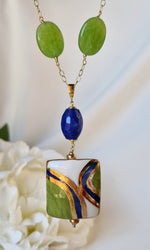 Collana con pendente in ceramica dipinto oro 24k e giada