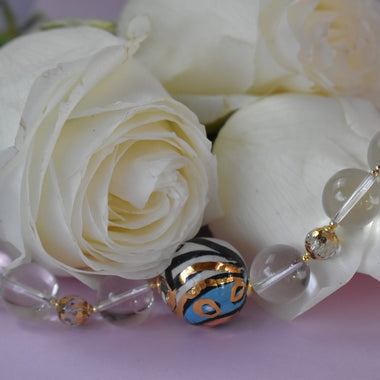 Collana donna con cristallo di rocca e ceramica dipinta a mano con oro 24k