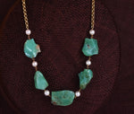 Collana in argento placcato oro con crisoprasio e perle