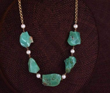Collana in argento placcato oro con crisoprasio e perle