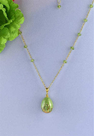 Collana a rosario in argento placcato oro 18k con peridoto e ceramica dipinta a mano oro zecchino a terzo fuoco