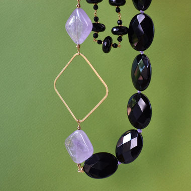 Collana lunga con ametista e onice
