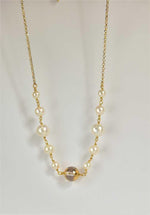 Collana in argento con perle e cristallo di rocca dipinto oro 24k