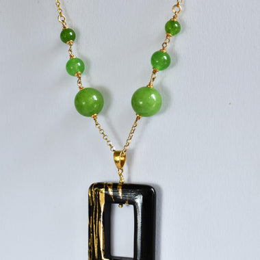 Girocollo con onice dipinto oro 24k e giada
