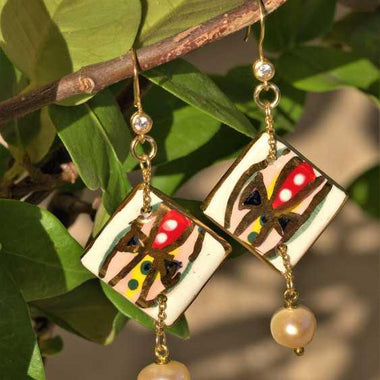 Orecchini con ceramica dipinta a mano oro 24K e perla