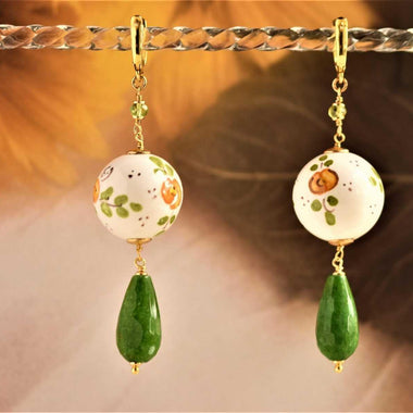 Orecchini in maiolica, giada e peridoto