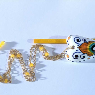 Collana di giada e pendente in maiolica