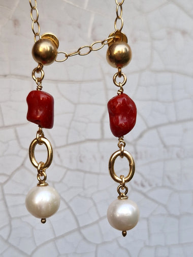 Orecchini in argento 925 con perle e corallo