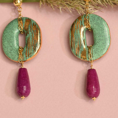 Orecchini pendenti in argento e ceramica dipinta oro 24k e agata