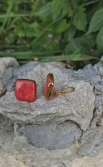 Orecchini bottone a clip con ceramica dipinta oro 24k