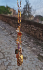 Collana con pendente staccabile, giada, ametista, pietra di luna, perla e cristallo di rocca