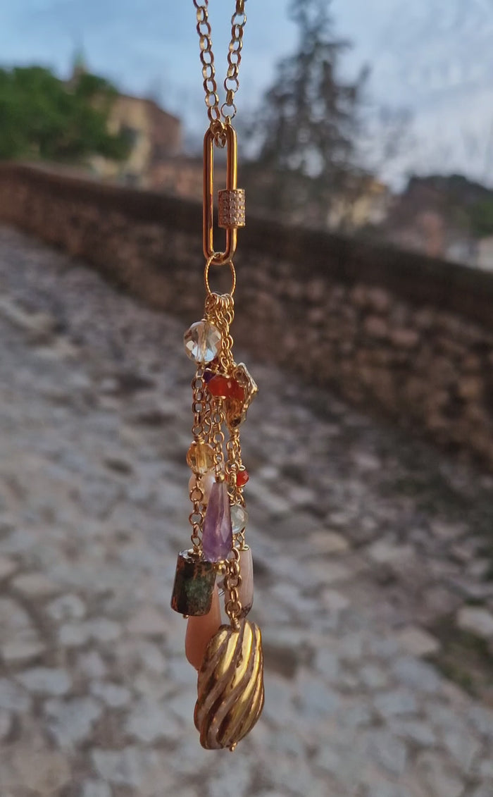 Collana con pendente staccabile, giada, ametista, pietra di luna, perla e cristallo di rocca