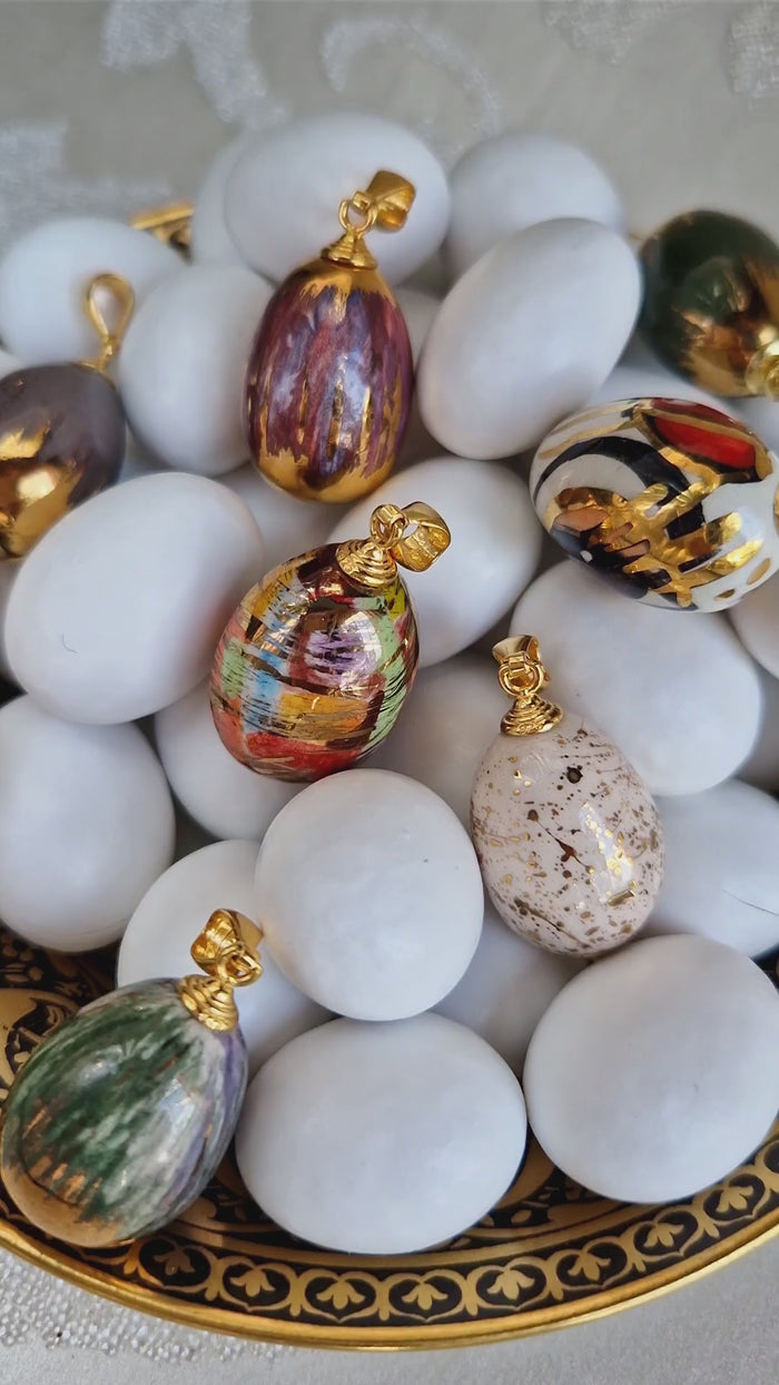 Girocollo con pendente in ceramica dipinta oro 24kt