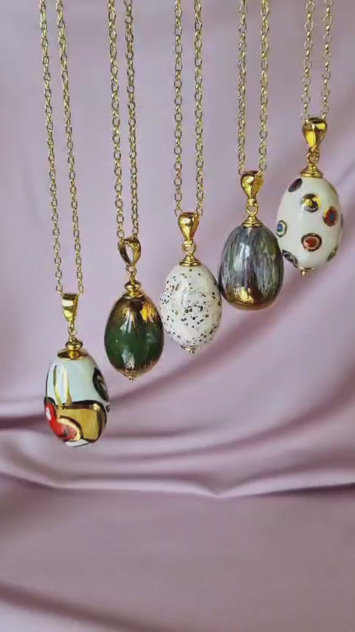 Girocollo con pendente in ceramica dipinta oro 24k