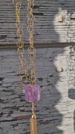 Collana Sautoir con pendente di ametista e peridoto