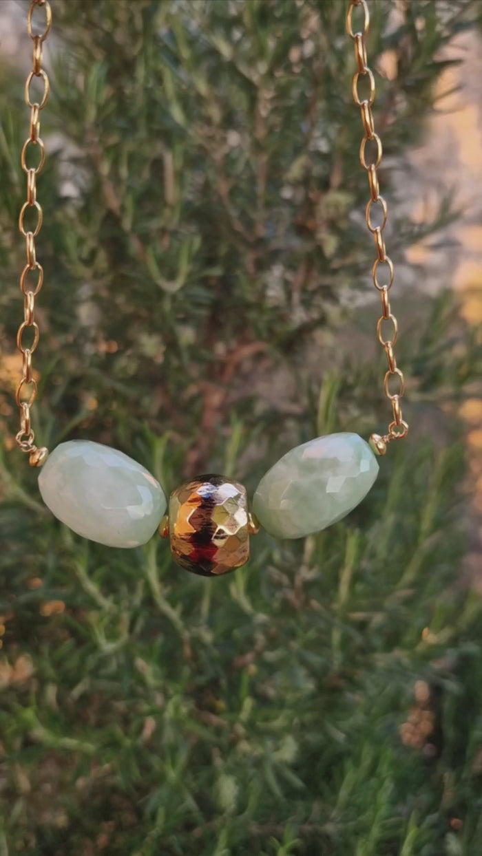 Girocollo con opale peruviano e onice dipinto con oro 24k