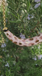 Collana animalier in ceramica e onice dipinto oro 24k