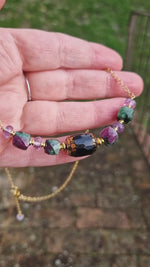 Collana con zoisite, onice dipinto oro 24k e ametista