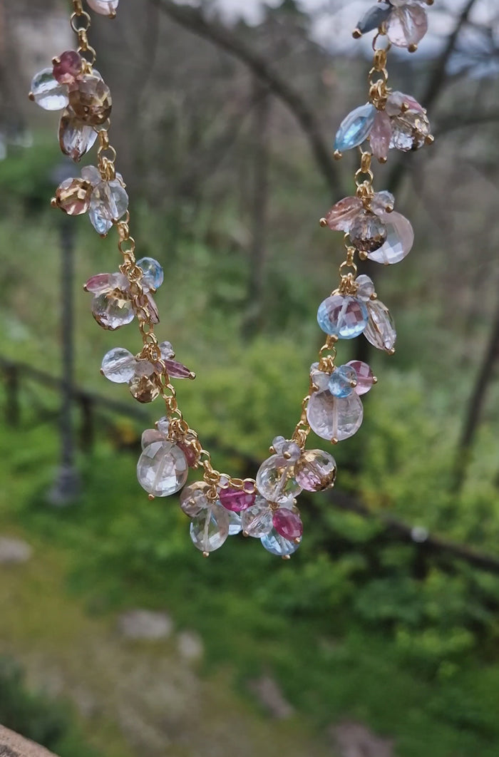 Collana con topazio, peridoto, ametista, quarzo e cristallo di rocca