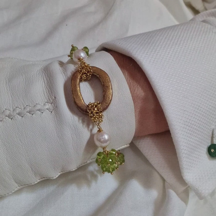 Bracciale con perle, peridoto e ceramica dipinta oro 24k