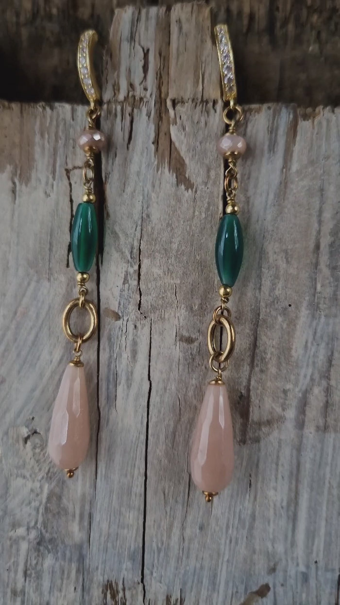 Orecchini pendenti con pietra di luna e agata