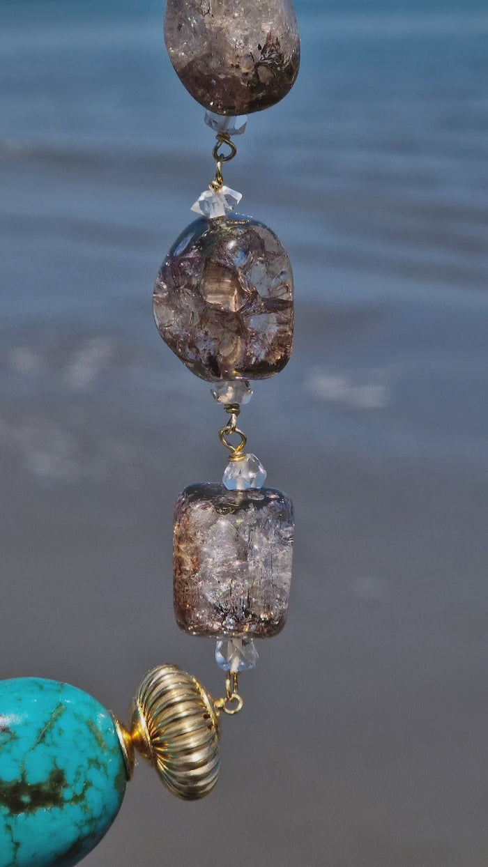 Collana con turchese naturale e cristallo di rocca dipinto oro 24k