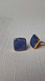 Orecchini bottone a clip in ceramica dipinta oro 24k