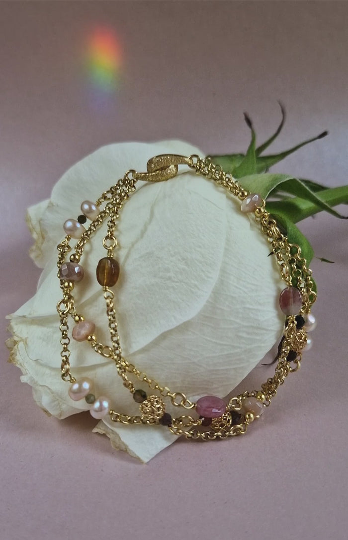 Bracciale multifilo in argento, perle, tormalina e pietra di luna