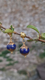 Orecchini donna a perno con lapislazzuli dipinto con oro 24k